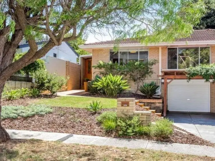 44 Buxton Road, Wembley Downs WA 6019