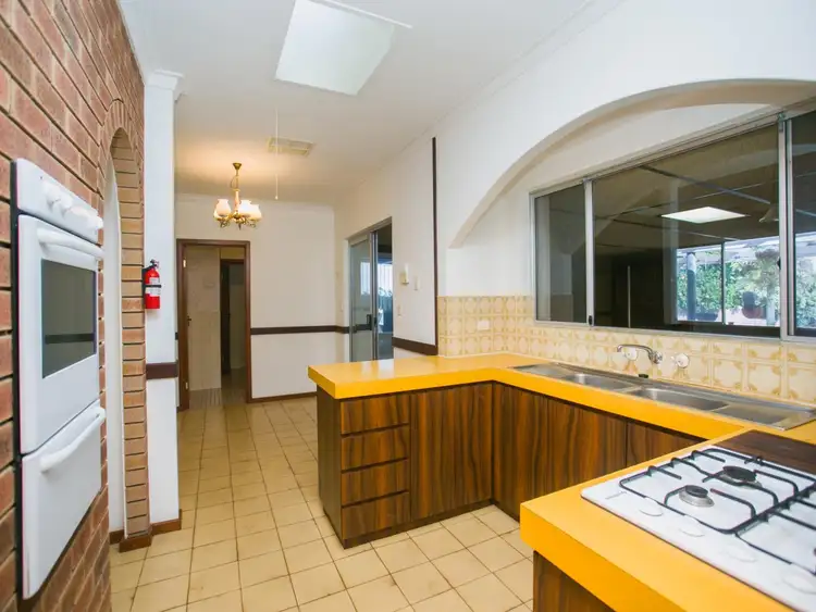 Sixth view of Homely house listing, 7 Notley Court, Samson WA 6163