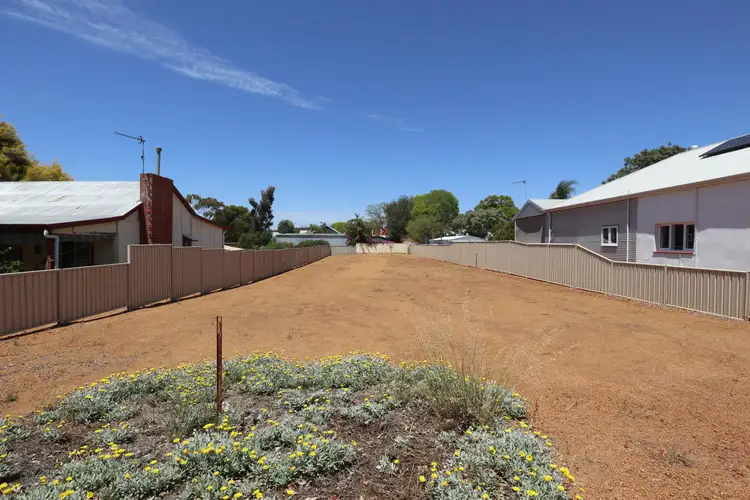 19 Falcon Street, Narrogin WA 6312