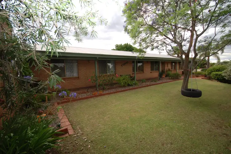 1 Gray Street, Narrogin WA 6312