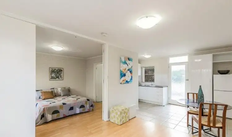 10/318 Canning Highway, Bicton WA 6157
