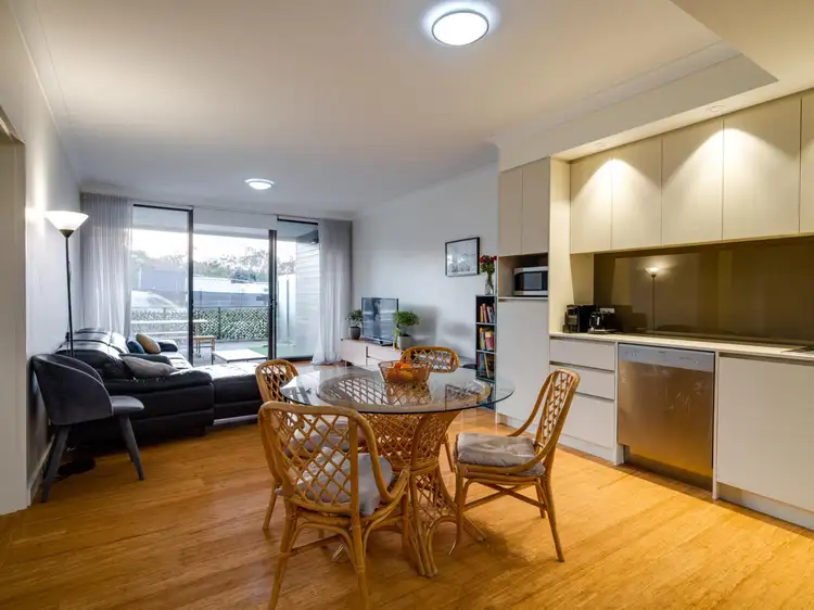 21/2 Burvill Drive, Floreat WA 6014