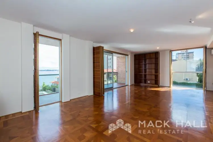 6/1 Kings Park Avenue, Crawley WA 6009