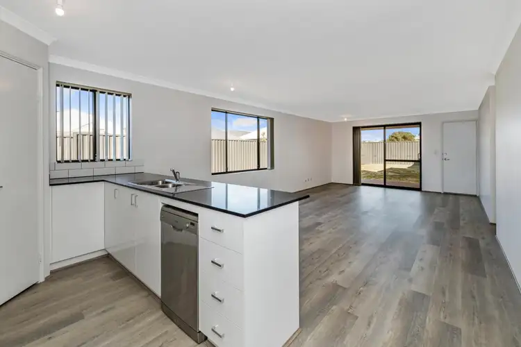 Fourth view of Homely house listing, 18 Russet Way, Baldivis WA 6171