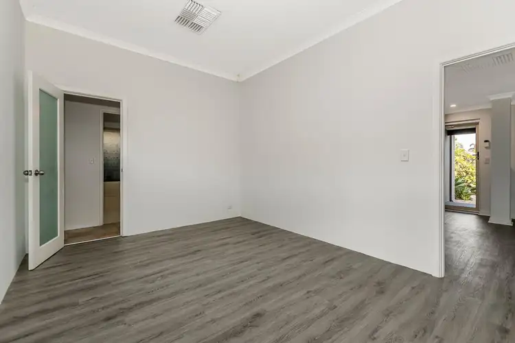 Seventh view of Homely house listing, 35 The Avenue, Warnbro WA 6169