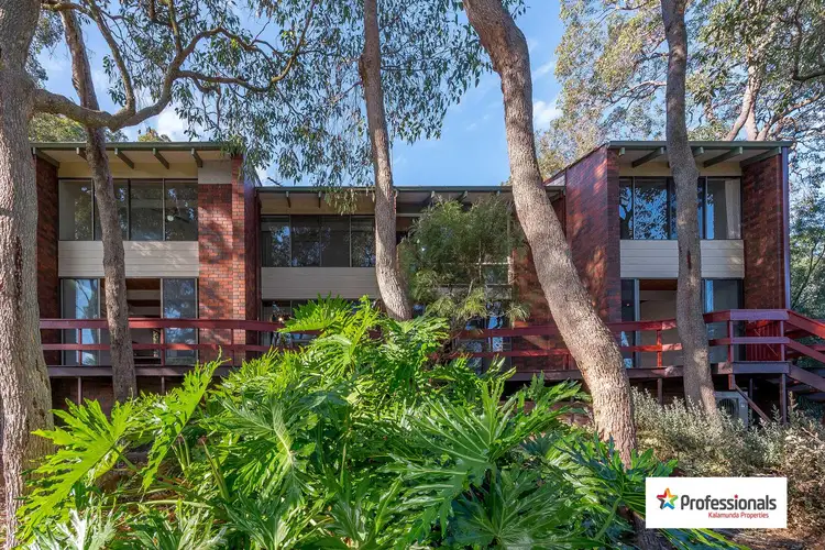 32 Coolinga Road, Lesmurdie WA 6076