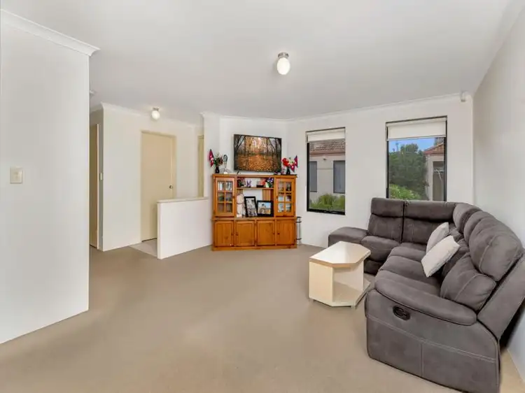 Second view of Homely unit listing, 4 / 26 Bickley Road, Cannington WA 6107