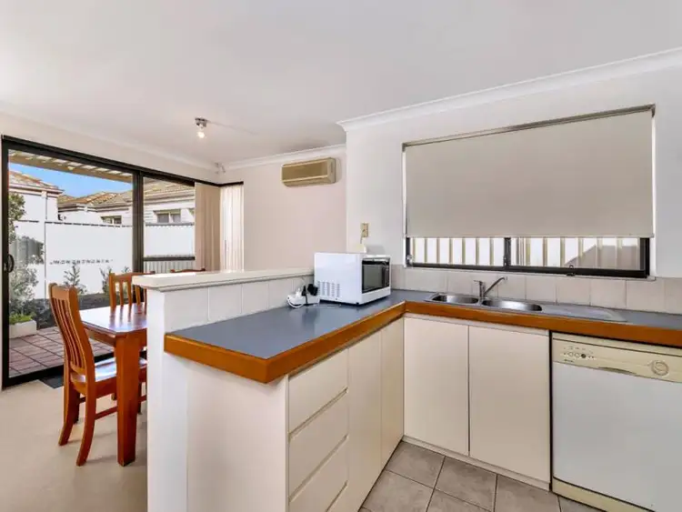 Seventh view of Homely unit listing, 4 / 26 Bickley Road, Cannington WA 6107