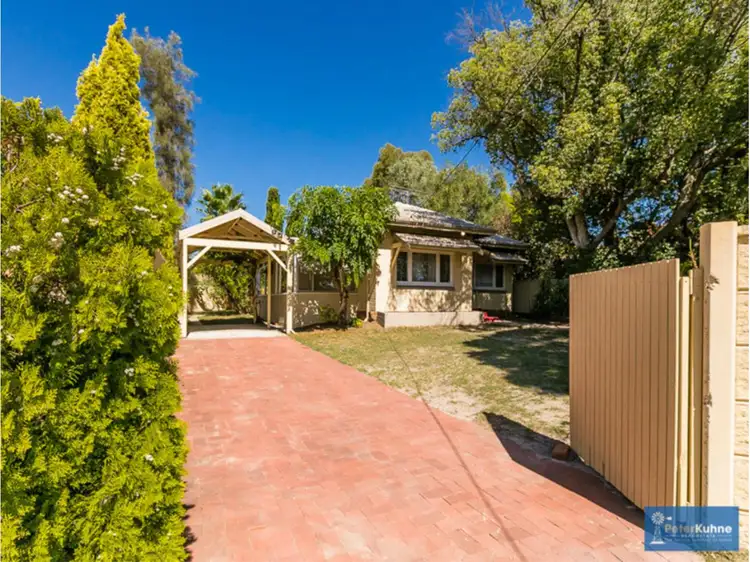 8 Smiths Avenue, Redcliffe WA 6104