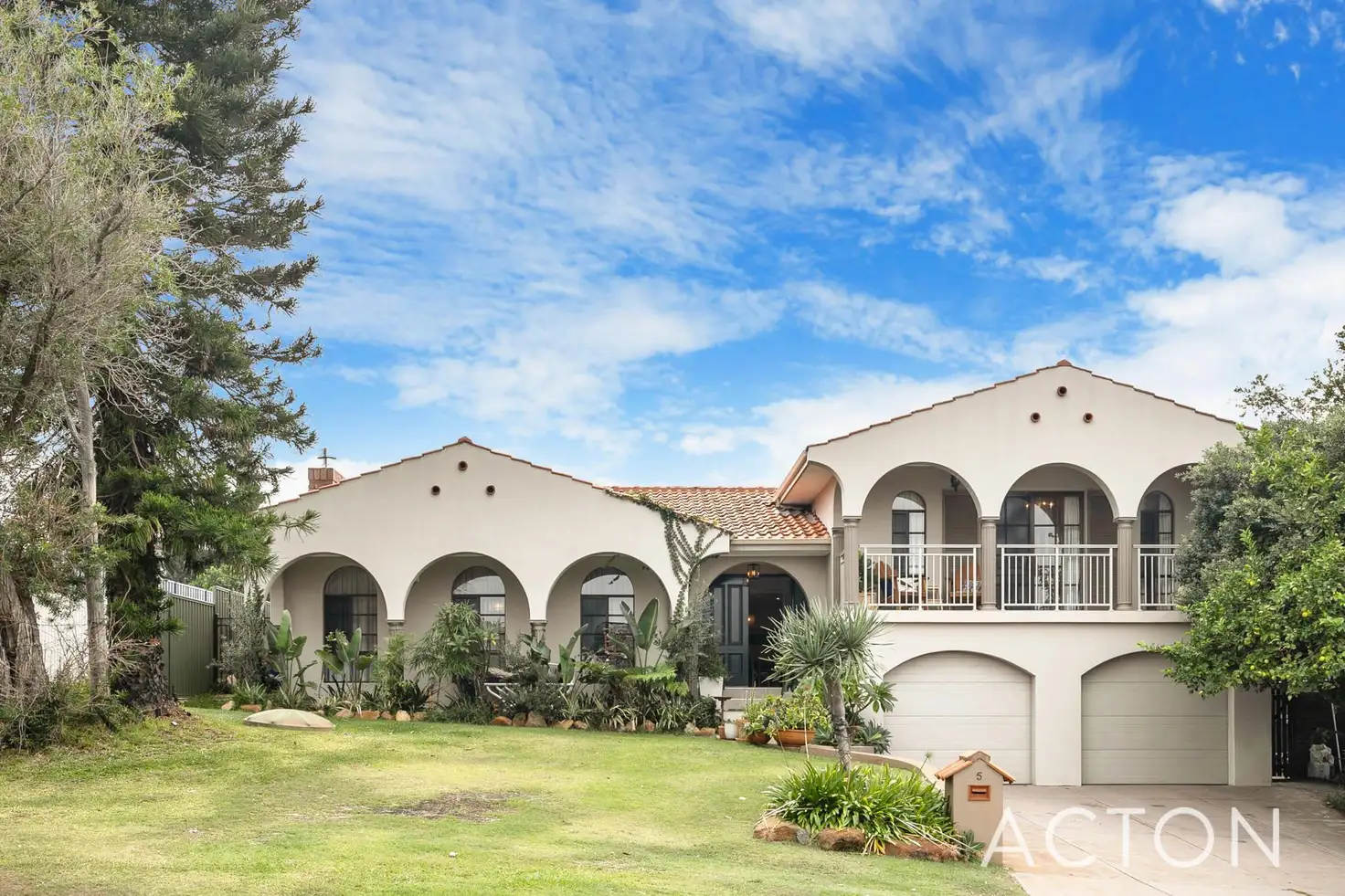 Main view of Homely house listing, 5 Spence Court, Leeming WA 6149