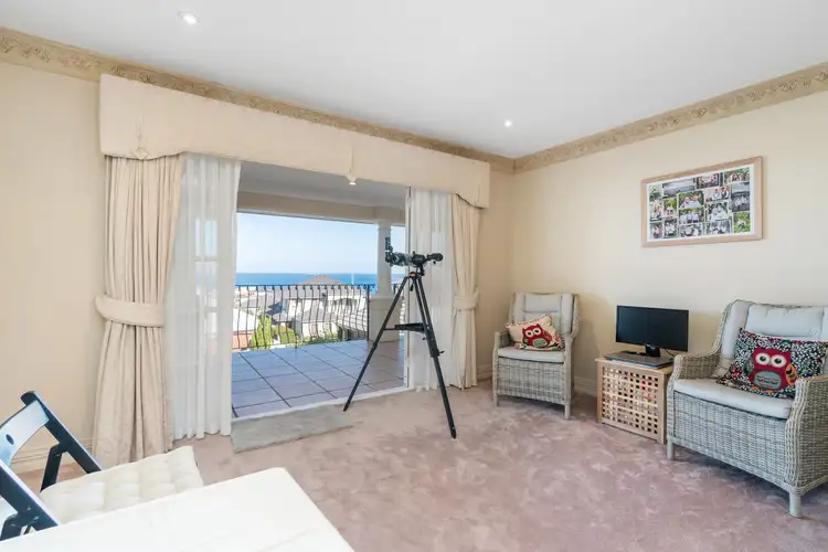 5 Belize Way, Mindarie WA 6030