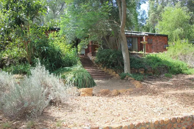 535 Stevens Street, Mundaring WA 6073