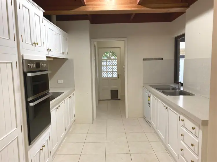 Second view of Homely villa listing, 9/14-16 Vista Avenue, Rockingham WA 6168