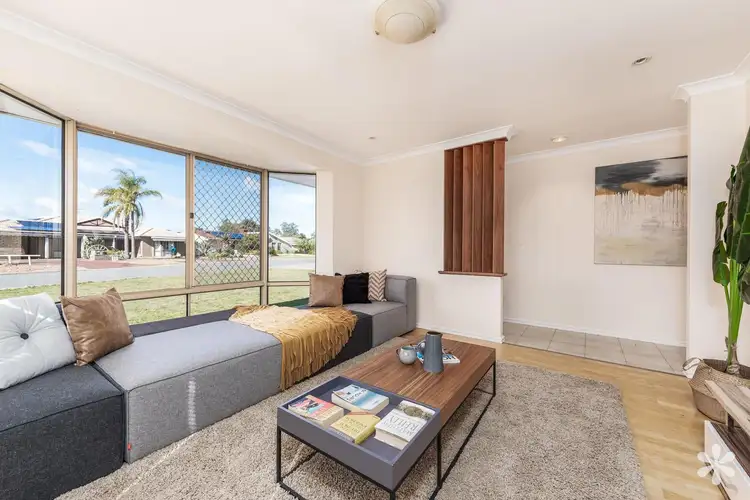 1 Gilchrist Avenue, Bibra Lake WA 6163