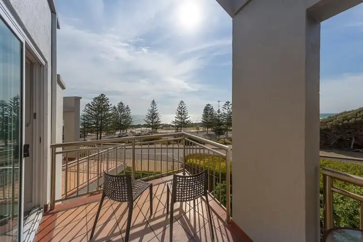 T5/183 West Coast Highway, Scarborough WA 6019