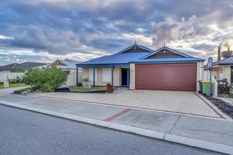 16 Yindana Boulevard, Lakelands WA 6180