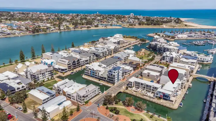 9/4 Torcello Mews, Mandurah WA 6210