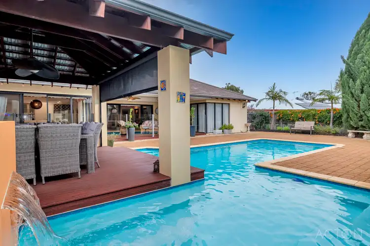 7 Rosella Way, Coodanup WA 6210