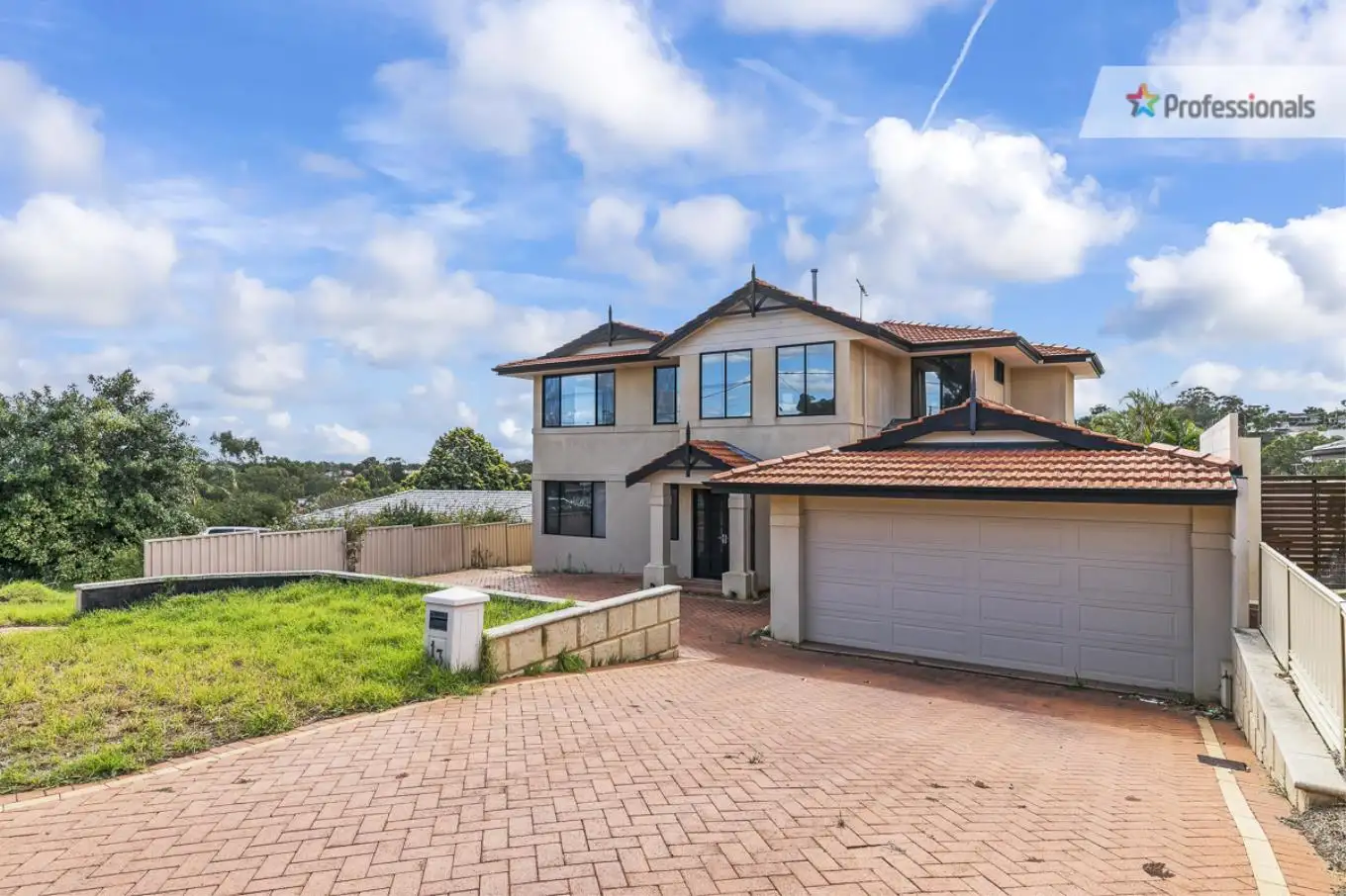 Main view of Homely house listing, 13 Bladon Way, Swan View WA 6056