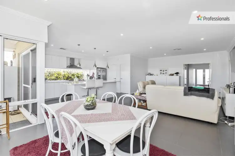 Sixth view of Homely house listing, 4 Panola Way, Sinagra WA 6065