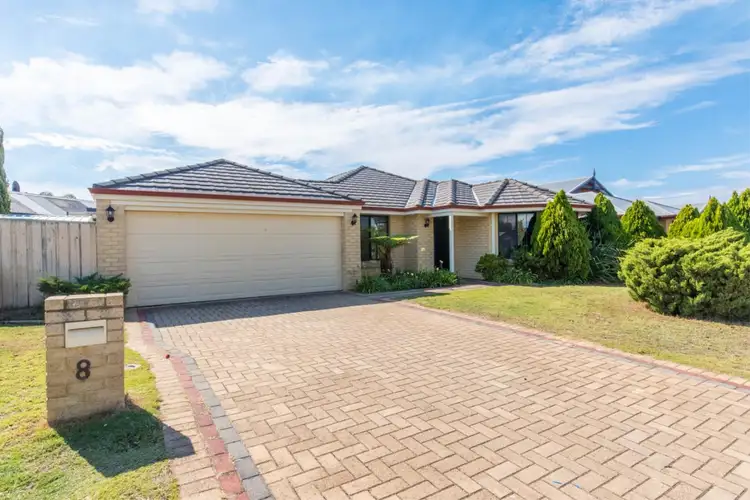 8 Brontie Avenue, Ellenbrook WA 6069