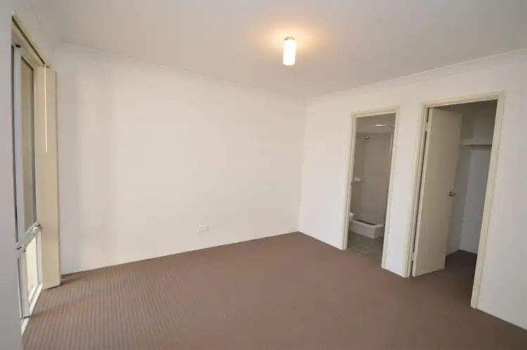 Fifth view of Homely house listing, 32 Clarendon Circuit, Lakelands WA 6180