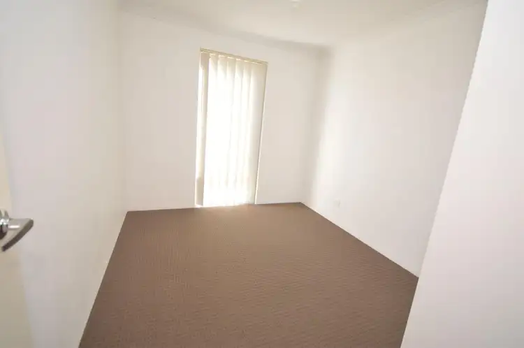 Seventh view of Homely house listing, 32 Clarendon Circuit, Lakelands WA 6180