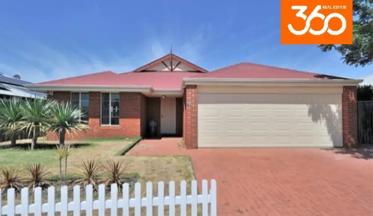 25 Bancombe Crescent, Ellenbrook WA 6069
