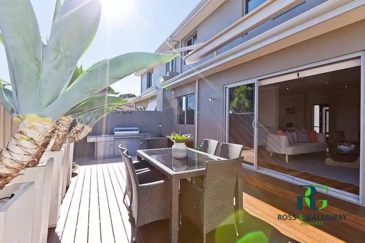 2/39 Murray Road, Bicton WA 6157