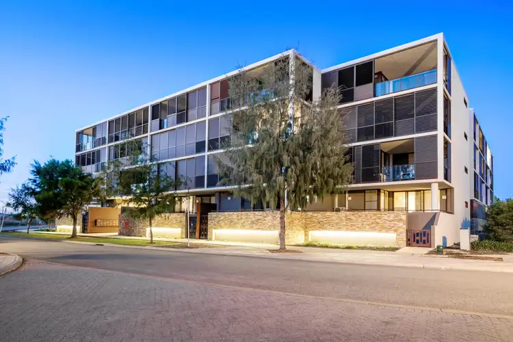 34/20 Medina Parade, North Coogee WA 6163