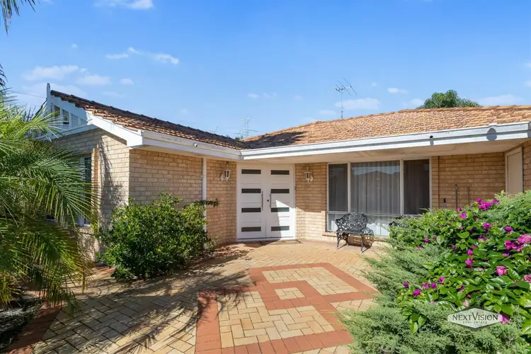 Second view of Homely house listing, 4 Hastings Court, Success WA 6164