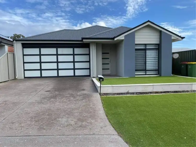 28 Student Loop, Coolbellup WA 6163
