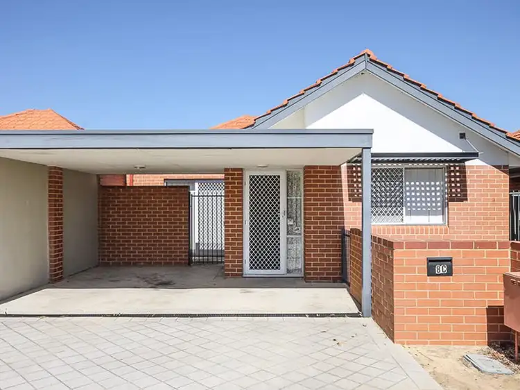 8C Sampson Close