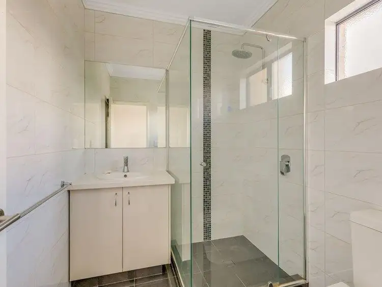 Seventh view of Homely house listing, 6 Australorp Street, Southern River WA 6110