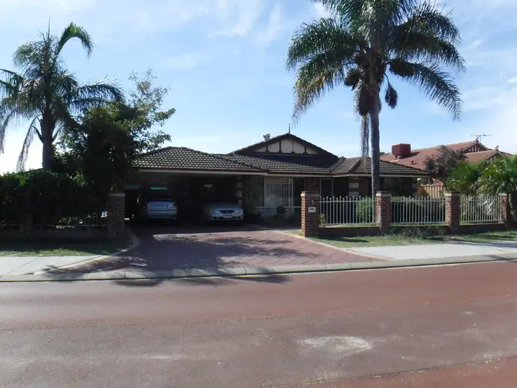 1/1 Lavender Way, Eaton WA 6232