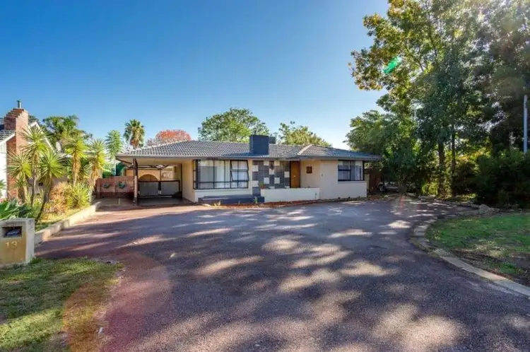 13 Selby Street, Thornlie WA 6108