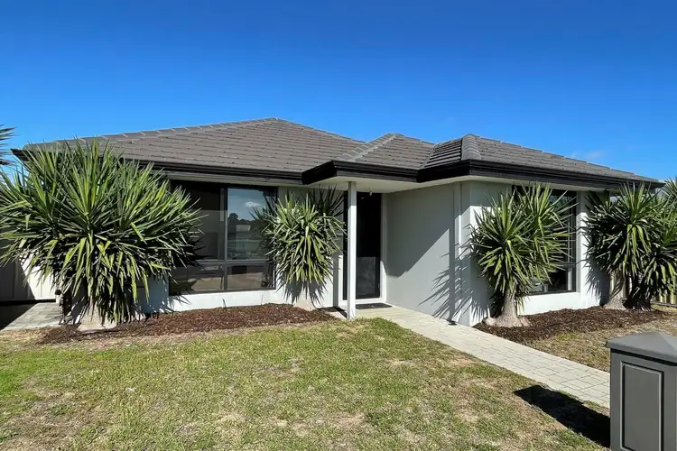 Main view of Homely house listing, 21 Southampton Drive, Piara Waters WA 6112