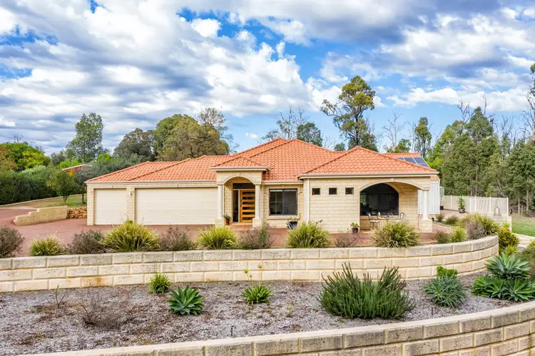 400 Traylen Road, Stoneville WA 6081