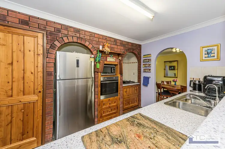 Fifth view of Homely house listing, 7 Jarvis Court, Swan View WA 6056