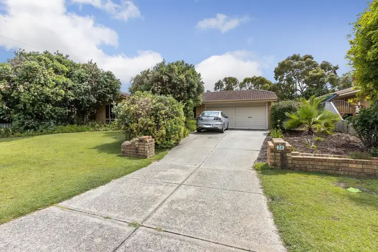 24 Merrifield Circle, Leeming WA 6149