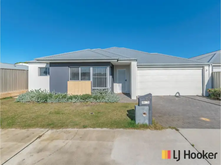 135 Seaside Avenue, Yanchep WA 6035