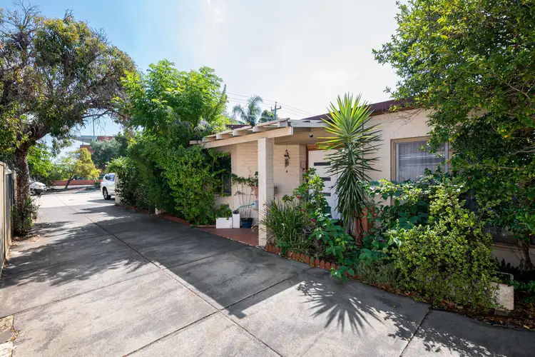 18 Cedric Street, Stirling WA 6021