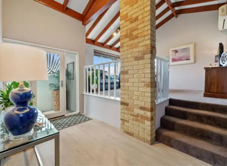 42 Harman Road, Sorrento WA 6020
