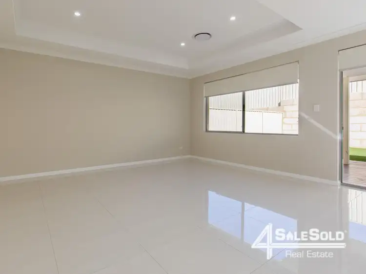 Fifth view of Homely house listing, 30 Bondi Way, Aubin Grove WA 6164