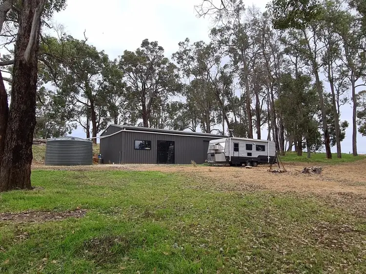 17 Sinnott Road, Boyup Brook WA 6244