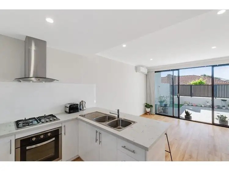 1/158 Kooyong Road, Rivervale WA 6103