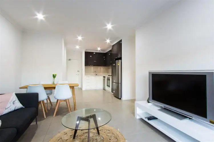 Fifth view of Homely house listing, 8/429 Flinders Street, Nollamara WA 6061