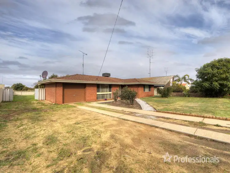 Fourth view of Homely house listing, 31 Wandoo crescent, Wongan Hills WA 6603