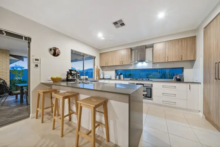 Fifth view of Homely house listing, 11 Wolfson Way, Piara Waters WA 6112