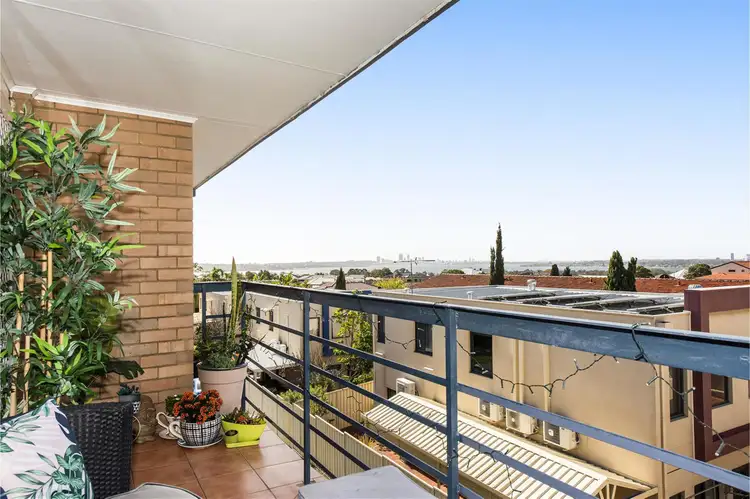 12/442 Canning Highway, Attadale WA 6156